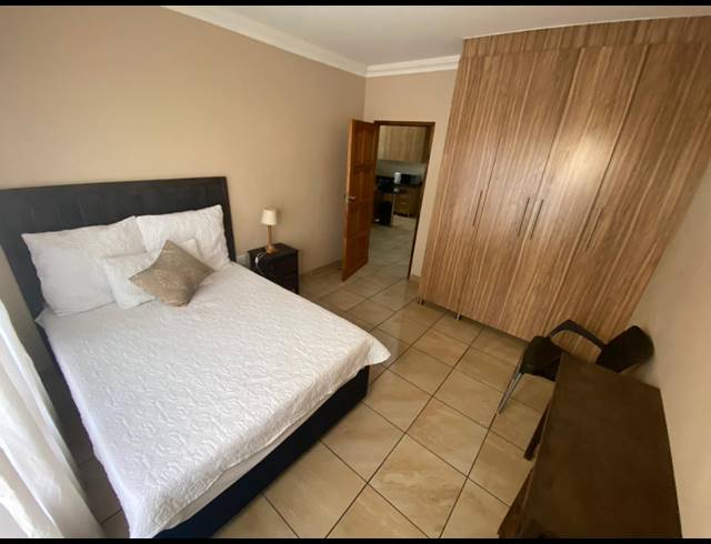 2 bed property to rent in VANDERBIJLPARK S. W. 5